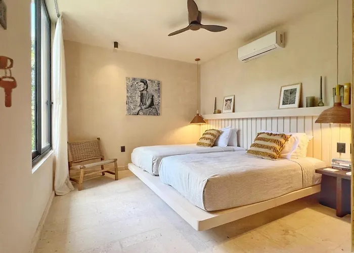 New Luxury Design Private Roof Pool Walkable *